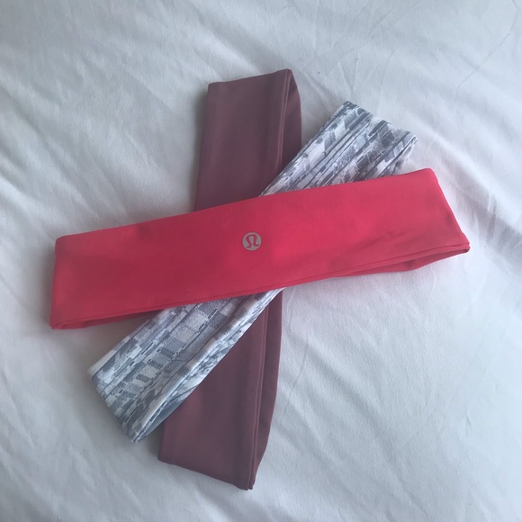 Lululemon Pack of 3 Headbands - Picture 3 of 3